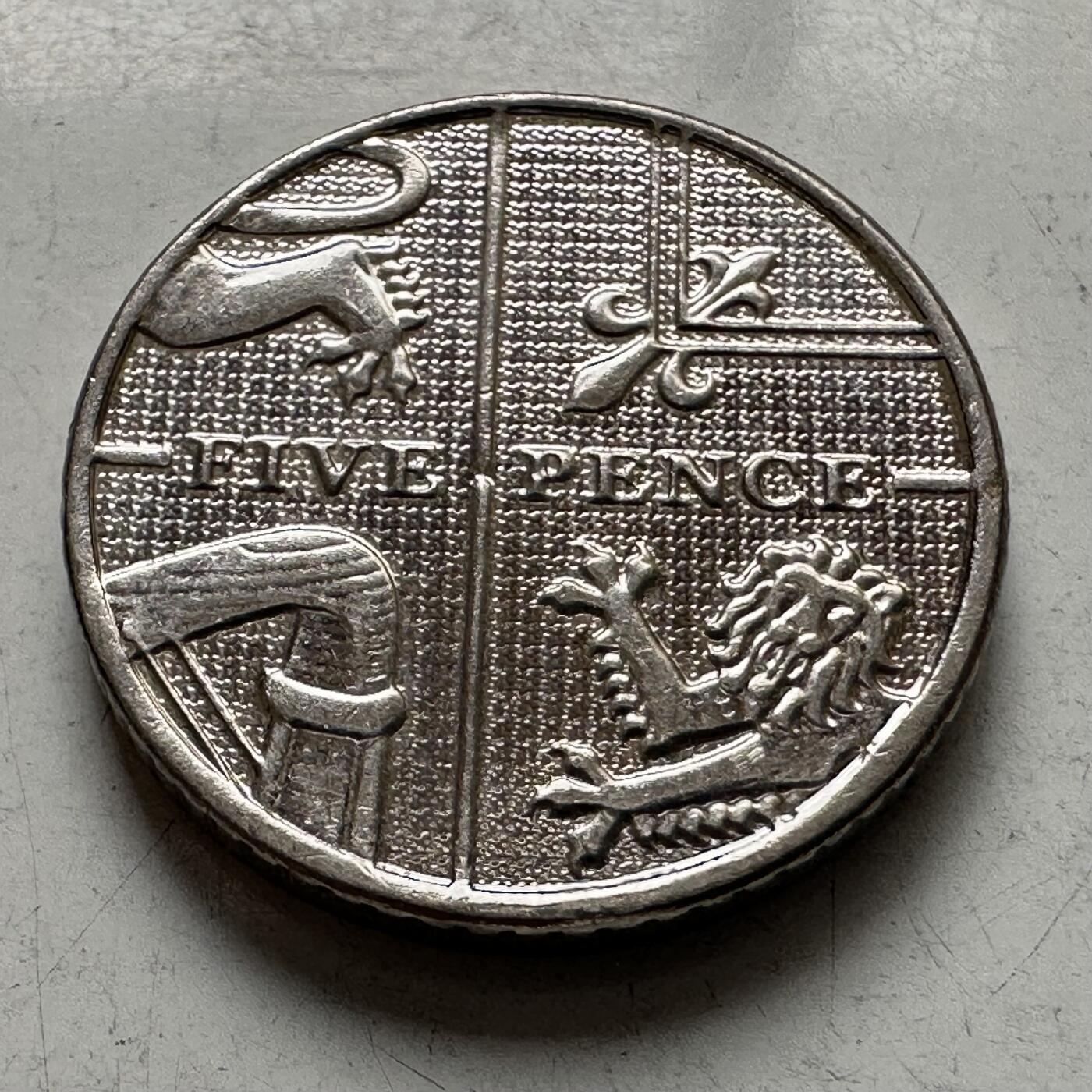 🌹外币初藏🌹🐯2026年第8场  每周二四六晚8️⃣点 接代拍 英国2014年五便士