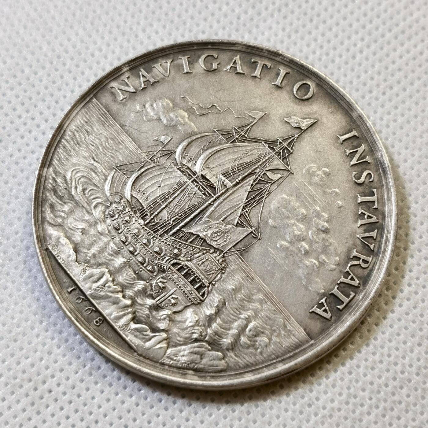 甄臻铺-世界币章拍卖（第48期）精品场拍品征集中，送拍享返佣金等优惠多多