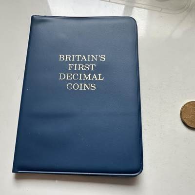 🌹外币初藏🌹🐯2026年第8场  每周二四六晚8️⃣点 接代拍 - 英国新便士5枚套原厂册 a