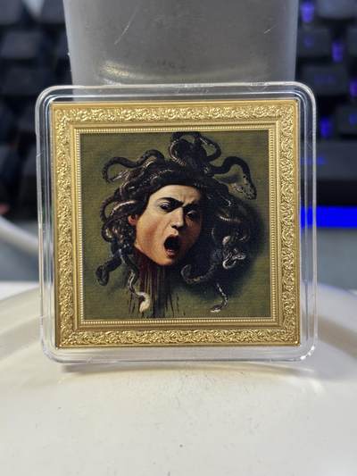 第188期拍卖 - 纽埃2021年卡拉瓦乔 名画系列《美杜莎》方形银币，1盎司999银，发行555枚