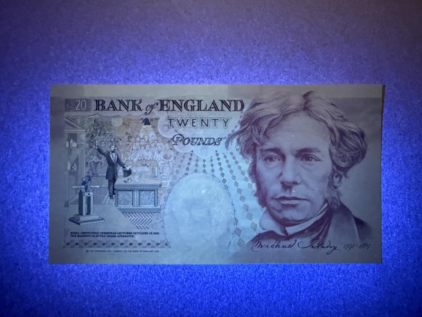 《艾美收藏》第229期-1.18周日外币荟萃 英格兰20镑 UNC E序列 皇冠版