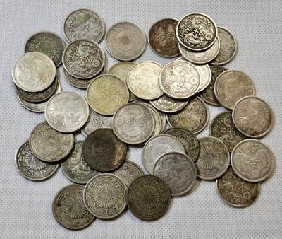 甄臻铺-世界币章拍卖（第48期）精品场拍品征集中，送拍享返佣金等优惠多多 - 日本 双凤五十钱银币 42枚一组，品相如图