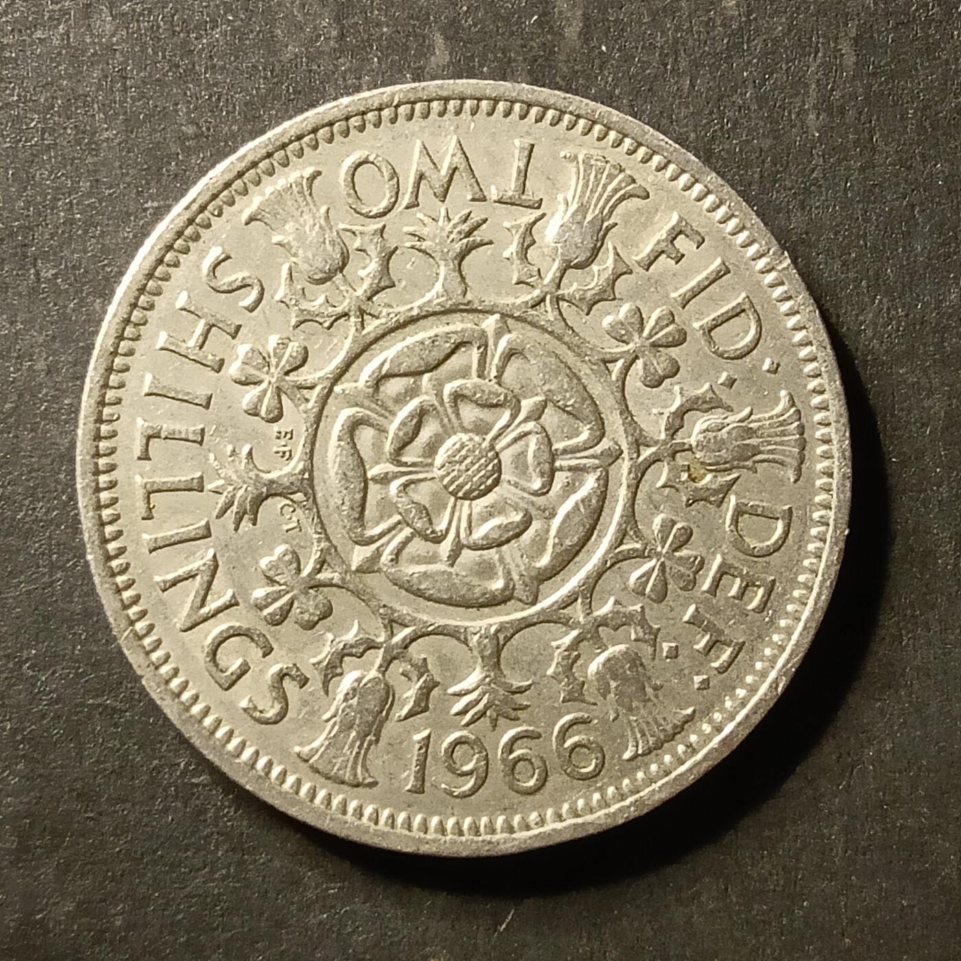 逸泉钱币2026A世界散币纸币纪念币专场A第一场 378 英国2先令硬币伊丽莎白女王