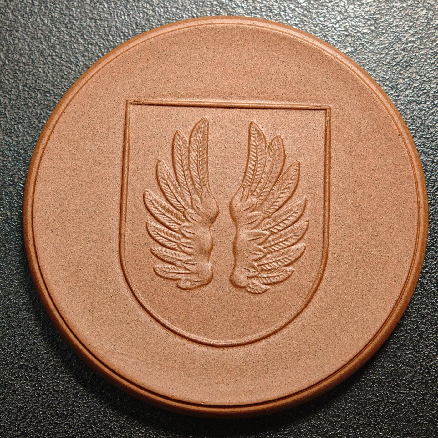 【德藏】世界币章拍卖第162期（拍品征集中~欢迎藏友联系） 1960年 德国艾斯莱本建城千年大陶瓷纪念章 直径约：63.6mm；重约：41.6g