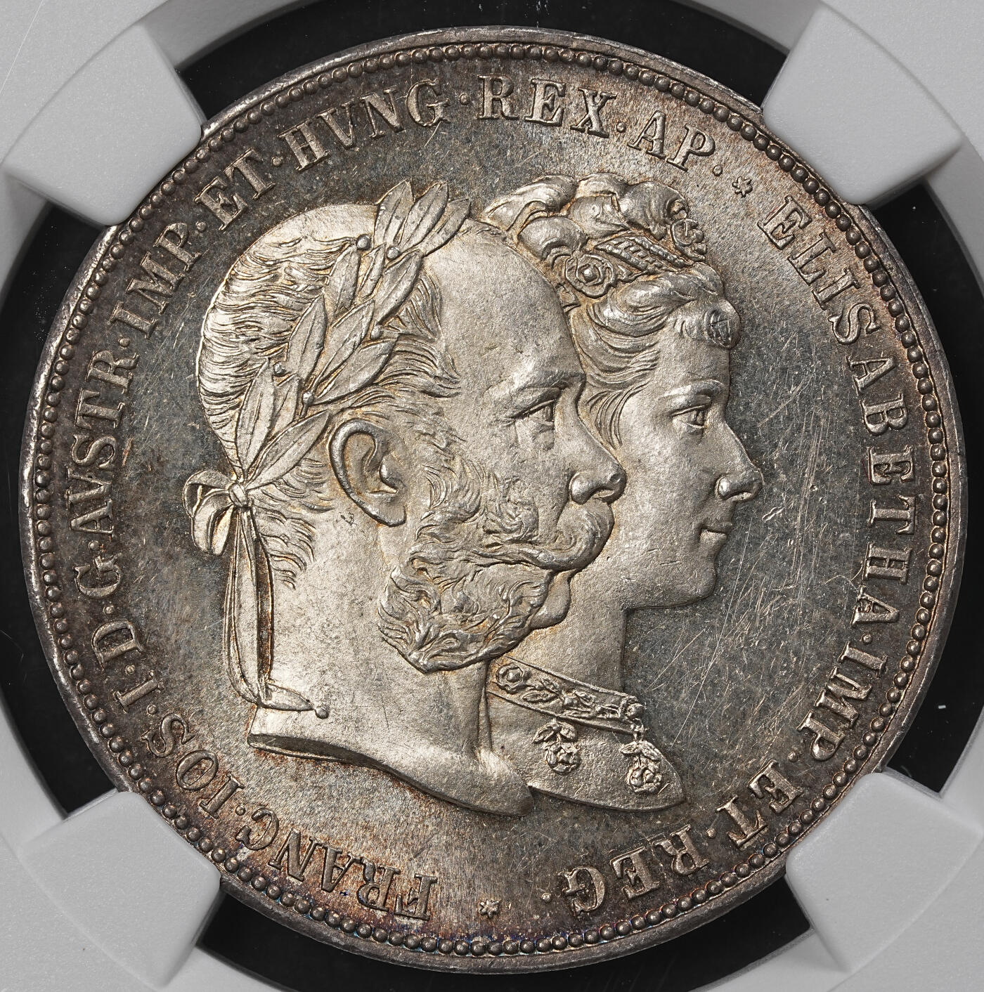 修遠堂世界钱币第101期 NGC MS63 1879年奥匈帝国皇帝弗朗茨一世与茜茜公主银婚纪念2古尔登大银币
