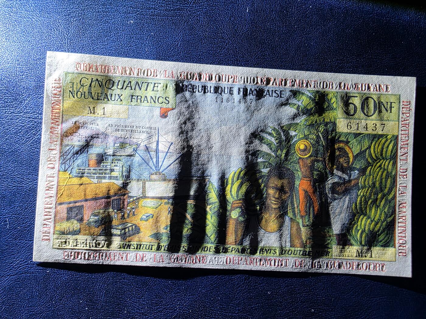 叁拾收藏第34期 法属安的列斯改值50法郎   UNC