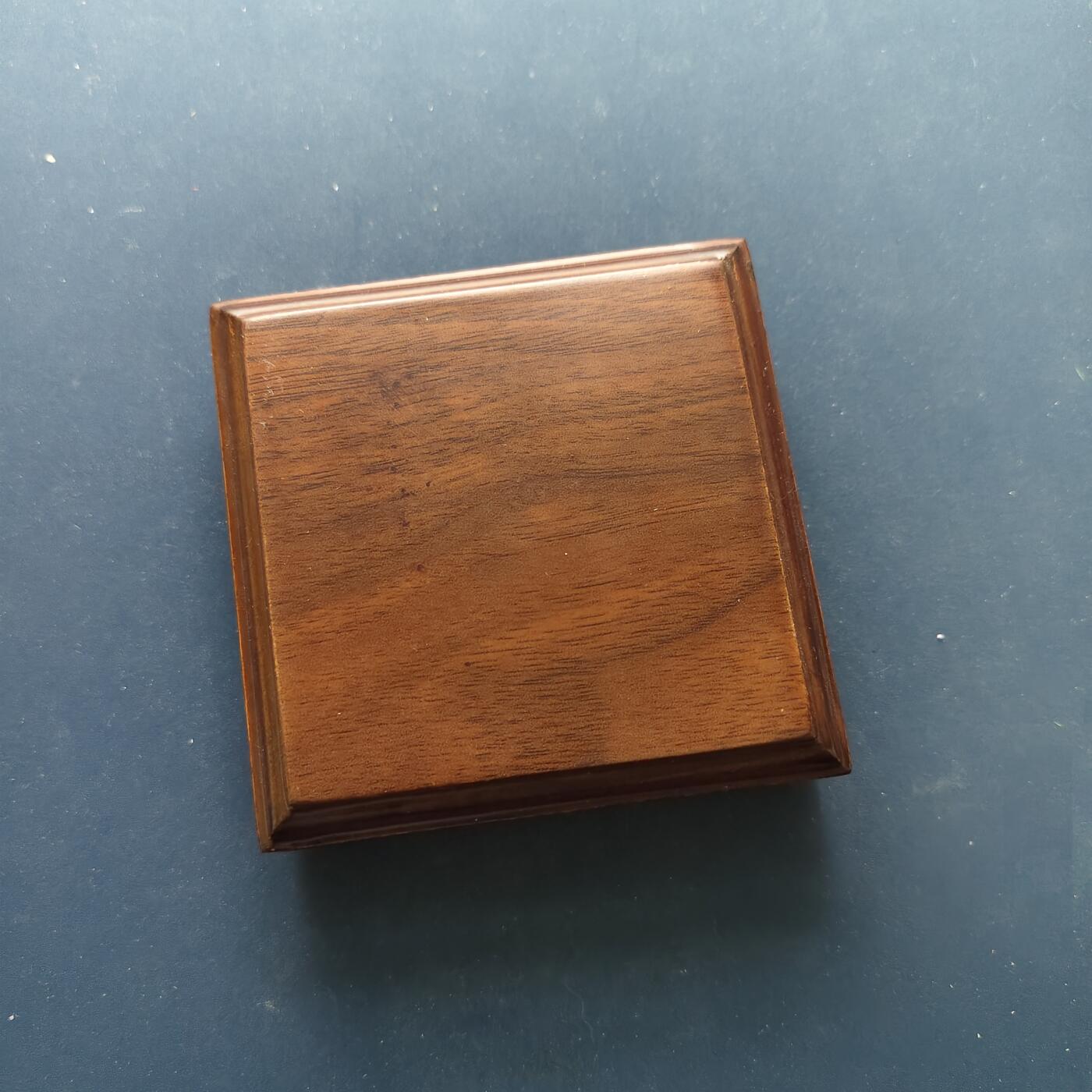 【全场包邮】纯粹捡漏拍495场-持续更新中 【少见】刚果2004年10法郎约翰·保禄二世获诺贝尔和平奖提名精制纪念银币-盒证全-量5000银币【25克，纯银价约462元（按20元银价折算）】