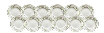 上海拍卖行2025年秋季古董珍玩拍卖会 - 英国Wedgwood "Westbury"系列骨瓷骨碟(直径:15cm)