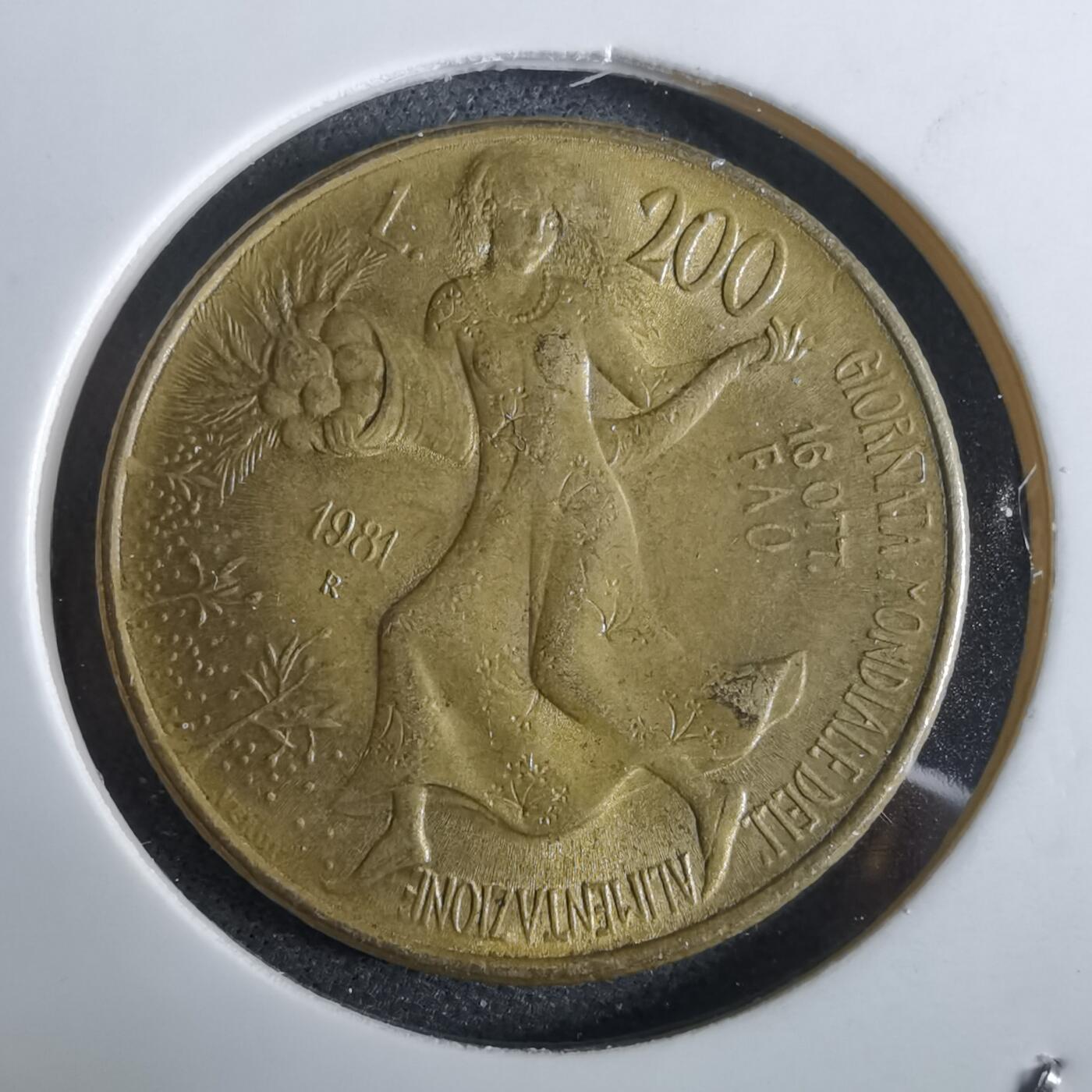 沼泽如烟--第961场 意大利1981年200里拉