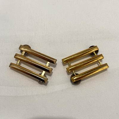 韵星假日拍卖第三十七期 -- Rimey Holidays Auction 37 - 国军空军上尉金属肩章