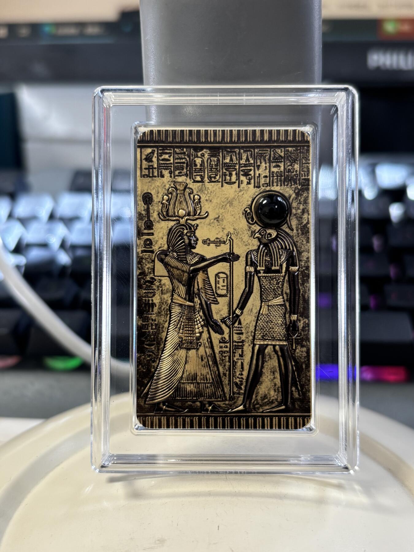 第188期拍卖 马里2022年埃及遗产埃及神Re镶宝石镀金2盎司纪念银币，2盎司，999银