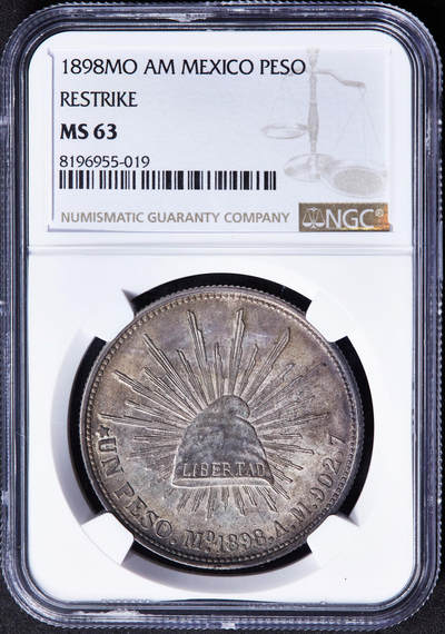 【俄甄集藏】“万象更新、马呈祥瑞”迎新春俄甄精品场-2026年(047)01-21 星期三 晚 19:30 全场包邮 - 墨西哥1898年Mo AM版8里亚尔直边鹰洋大银币，NGC MS63，黄油酱彩老包浆，转光品相