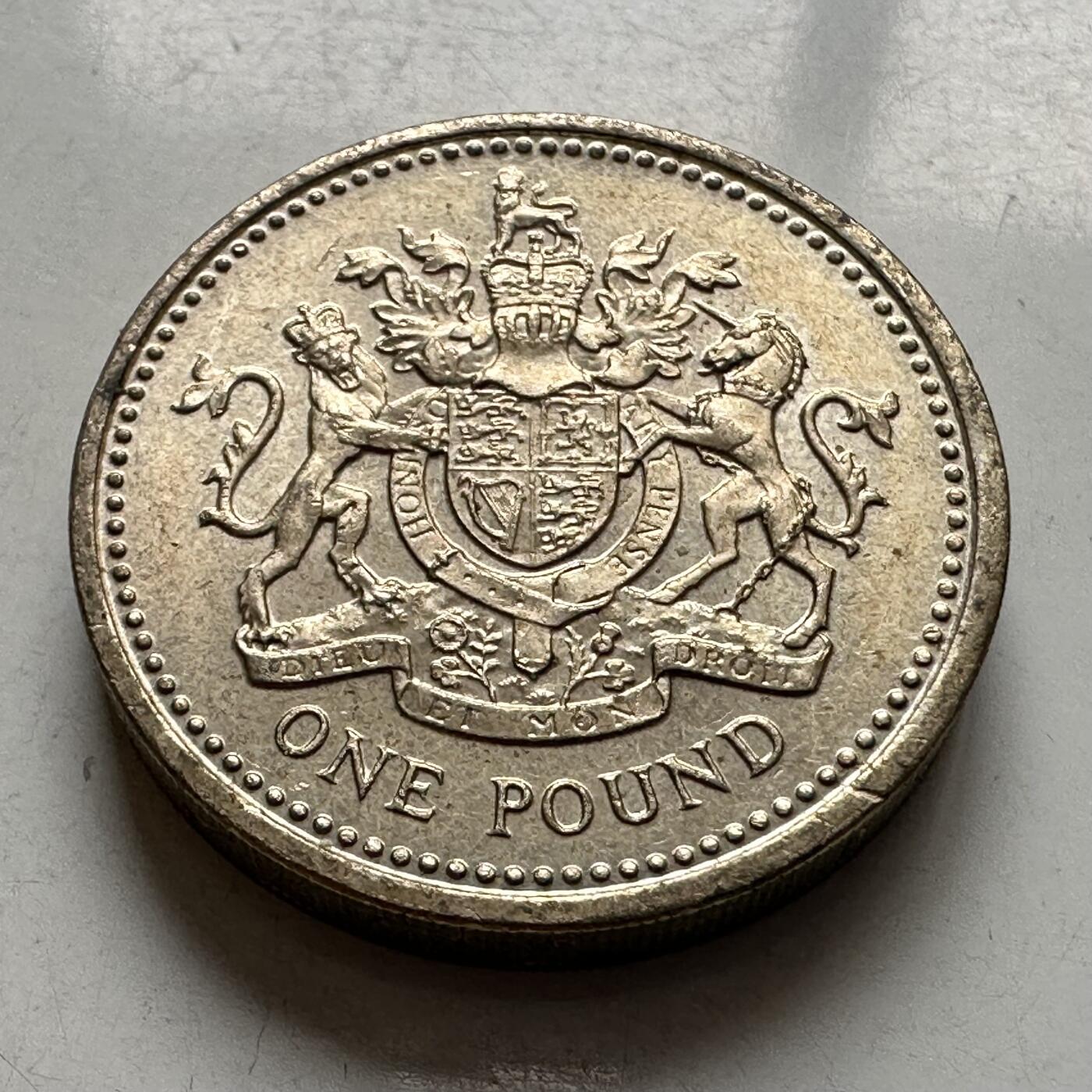 🌹外币初藏🌹🐯2026年第8场  每周二四六晚8️⃣点 接代拍 英国1983年一英镑 b