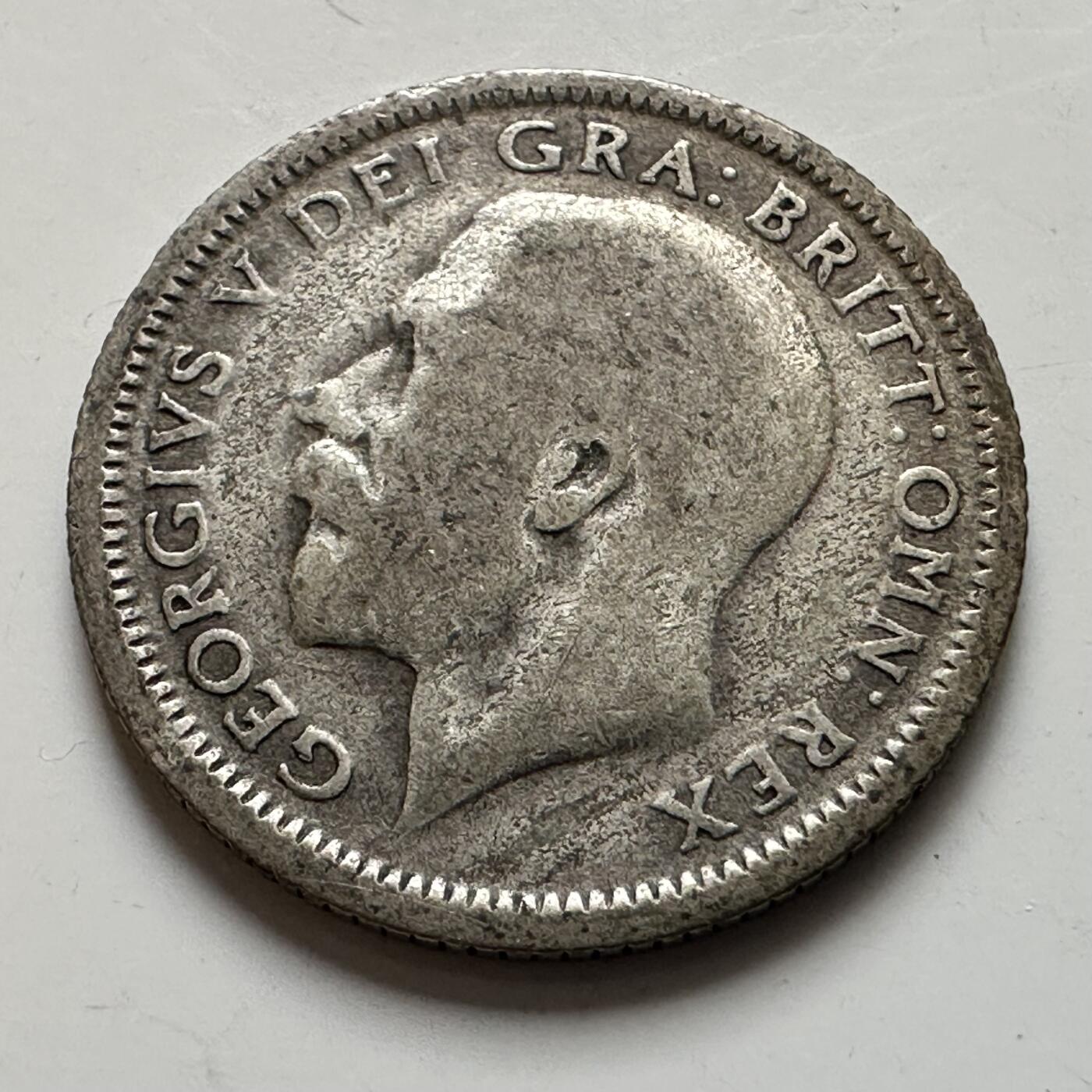 🌹外币初藏🌹🐯2026年第8场  每周二四六晚8️⃣点 接代拍 英国1926年6便士银币 2.8克50%银