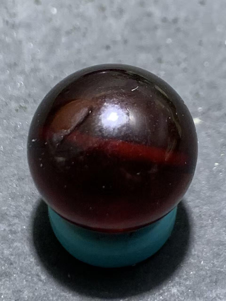 天然乌克兰血珀通货圆珠一颗，