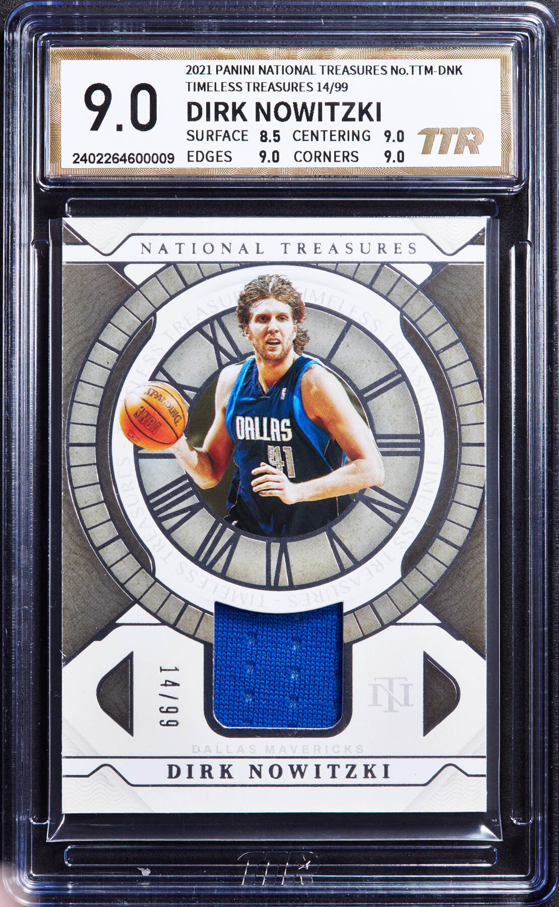 【俄甄集藏】“万象更新、马呈祥瑞”迎新春俄甄精品场-2026年(047)01-21 星期三 晚 19:30 全场包邮 卡片-Panini NBA德国篮球明星德克·诺维茨基，TTR 9.0，2021年传奇物料落场球衣原件