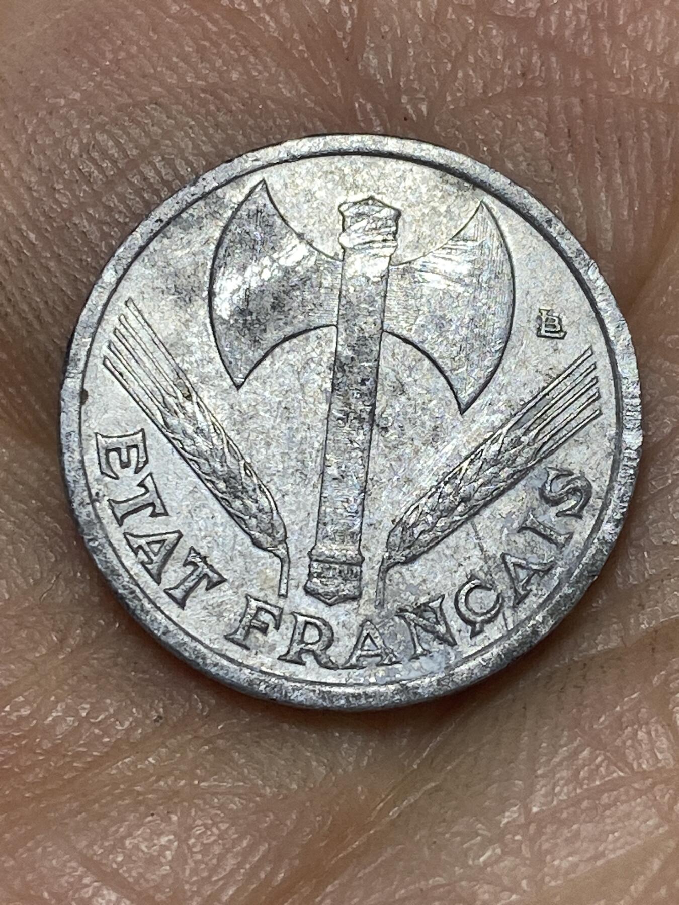 2026年第八场(总第一百七十七场）外国好品散币场(免佣金) 法国🇫🇷1942年50生丁(维希傀儡政府时期)