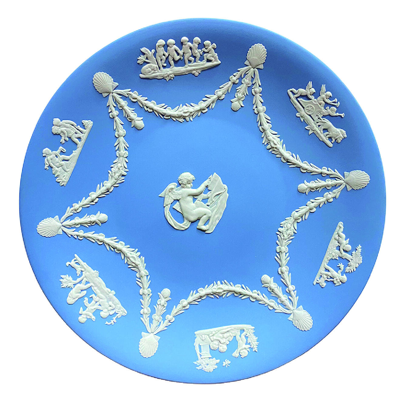 上海拍卖行2025年秋季古董珍玩拍卖会 英国Wedgwood碧玉畑石器天使人物场景赏盘(直径:22cm,原装盒)