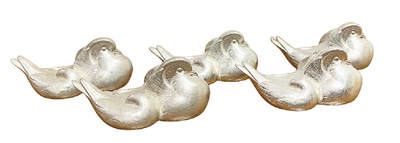 上海拍卖行2025年秋季古董珍玩拍卖会 - 日本锡制设计款鸳鸯筷搁(原装盒)