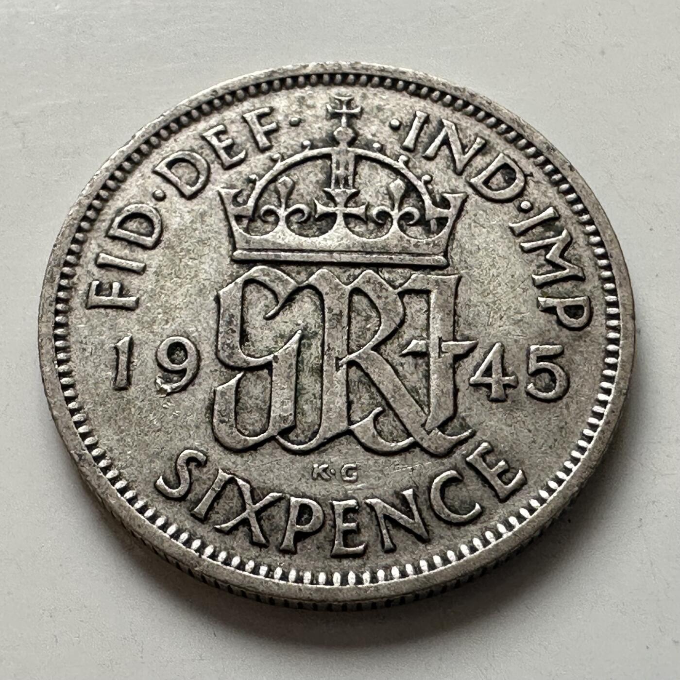 🌹外币初藏🌹🐯2026年第8场  每周二四六晚8️⃣点 接代拍 英国1945年6便士银币 2.8克50%银 a