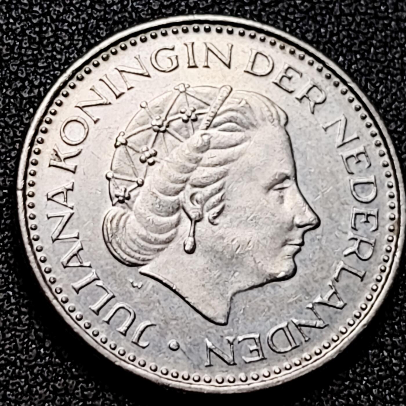 泉币菌-第170场- 精品福利场 1980年 荷兰王国早期1盾 朱莉安娜女王  镍币 硬币 25mm 