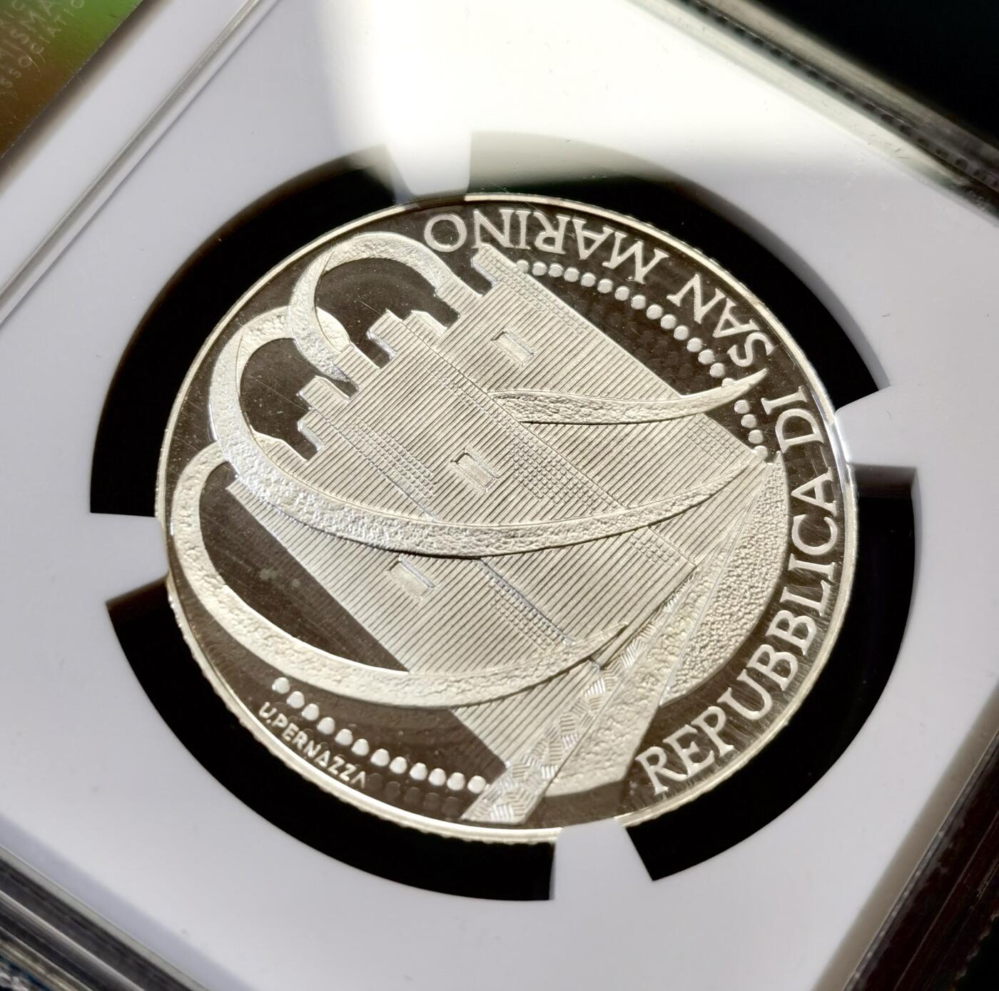 甄臻铺-世界币章拍卖（第48期）精品场拍品征集中，送拍享返佣金等优惠多多 NGC-PF69 分圣马力诺2006年5欧元银币，意大利画家安德烈亚·曼特尼亚逝世500周年精制纪念银币