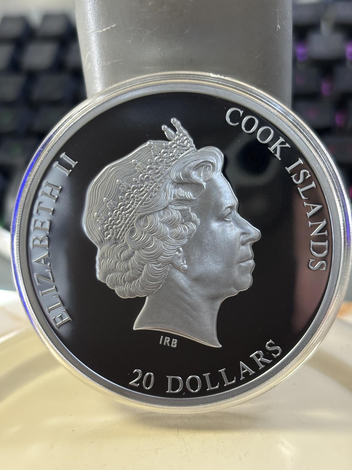 第188期拍卖 库克2019年阿波罗11号登月50周年镶锡箔3盎司银币，999银，发行205枚