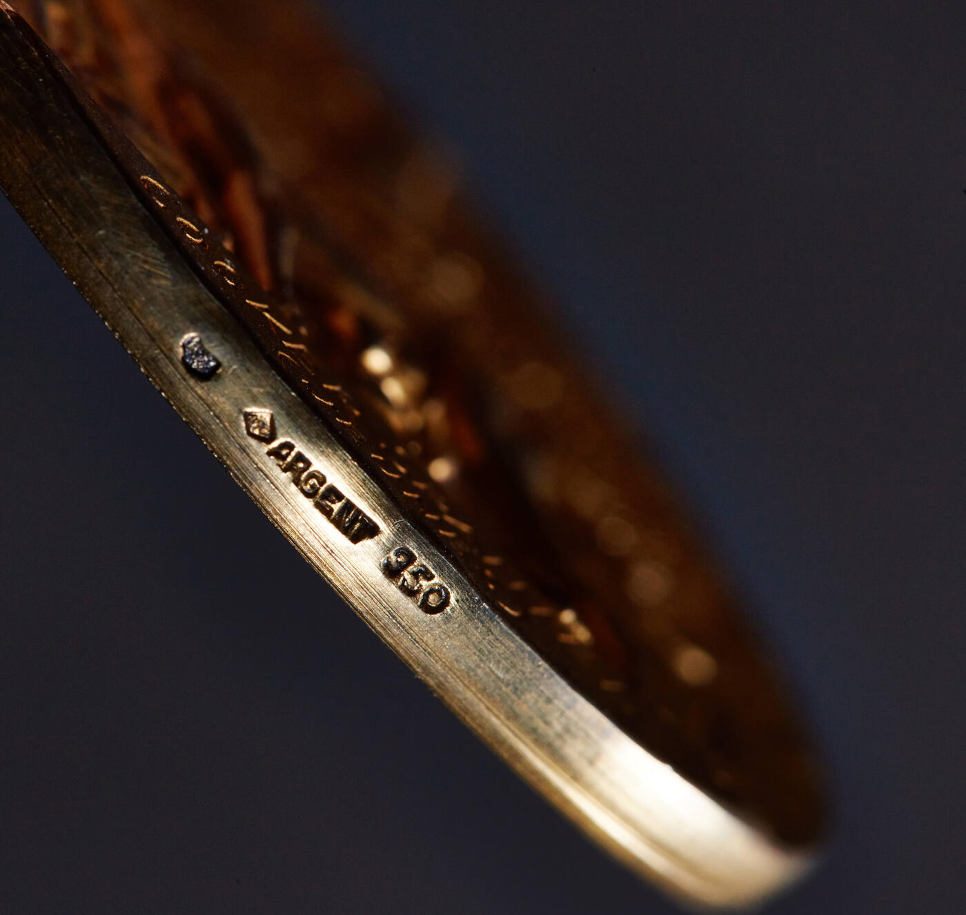 【俄甄集藏】“万象更新、马呈祥瑞”迎新春俄甄精品场-2026年(047)01-21 星期三 晚 19:30 全场包邮 法国1914年吉耶讷-加斯科涅犬类协会镀金大银章，原盒，直径：45mm，克重：45.42克，金水足，设计精美，丰饶角铭