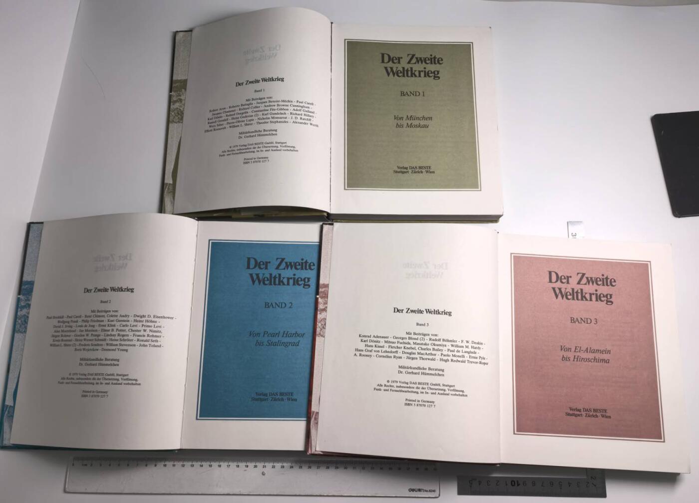 小驴勋章奖章收藏1月17日周六晚六点拍卖（珍爱和平，收藏战争，铭记历史，勿忘国耻，忠党爱国。有偿代拍，送拍规则在简介最后，参拍须阅读规则后再参拍，关系到运费包装发货时效真假辨别等关键信息，拍卖时不再发原图，看大图店主微信码在拍卖店铺介绍里） 第二次世界大战纪实大画册 全三册 完整一套，1979 年出版 印刷精良 全重约四公斤，图文并茂介绍了二战的全过程，海量二战各个战场的老照片