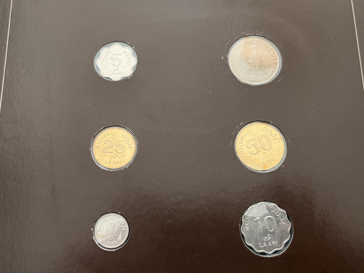 咖啡豆•收藏 2025年Jan_22th世界各国富兰克林套币拍卖 马尔代夫/尼加拉瓜-世界各国UNC硬币套币富兰克林包装