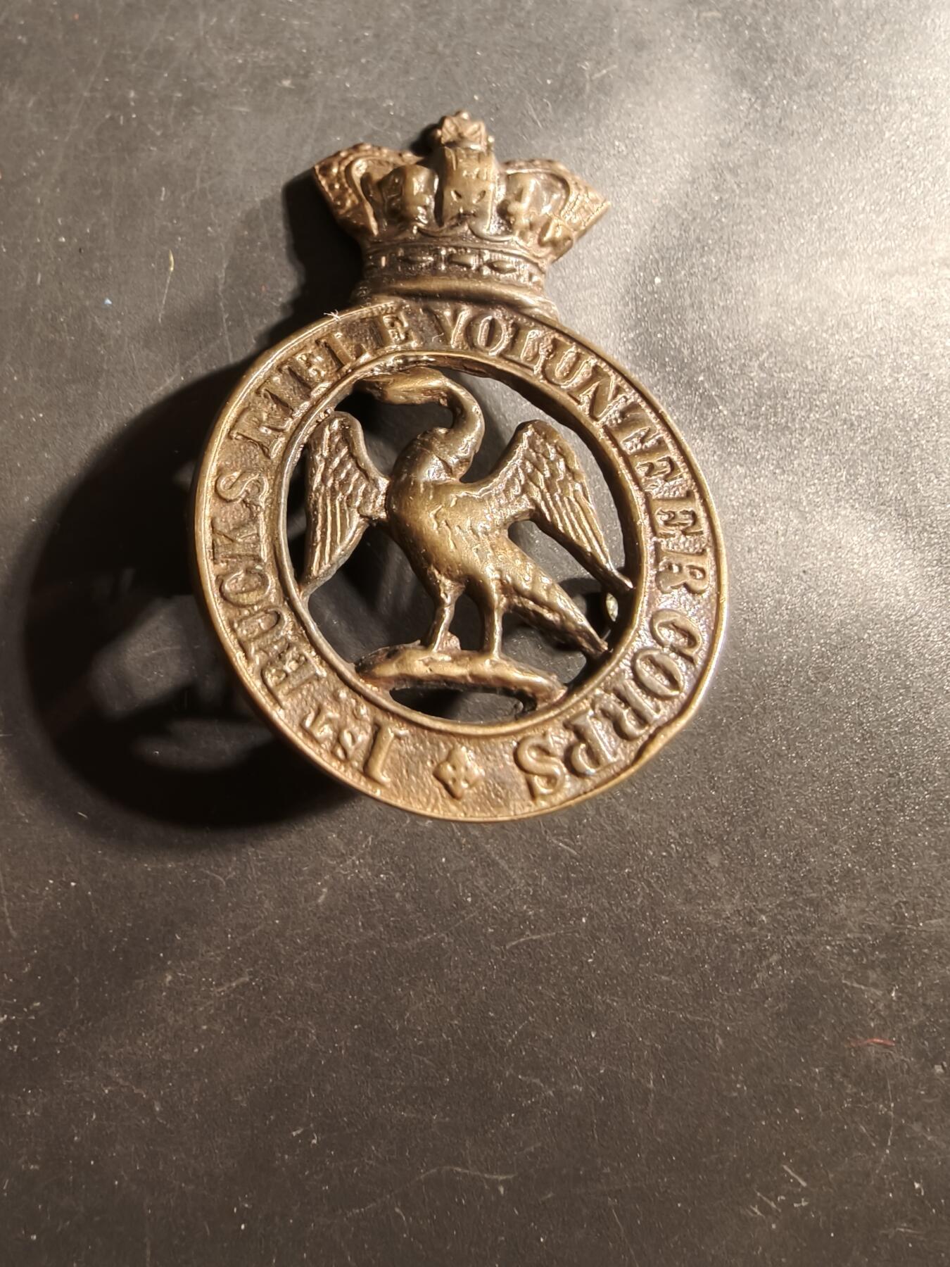 老王徽章第177期 英国陆军第一白金汉郡步枪志愿军团帽徽    维多利亚女王时期