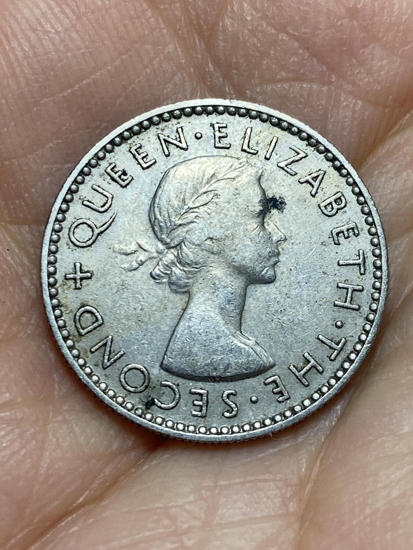 2026年第九场(总第一百七十八场）外国好品散币场(免佣金) 新西兰🇳🇿1953年6便士(伊丽莎白二世加冕年，第一版首发年，无肩带版本)