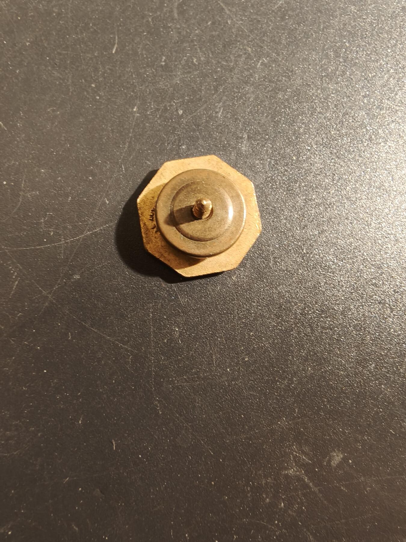 老王徽章第177期 美国海军1年安全驾驶证章   铜质珐琅