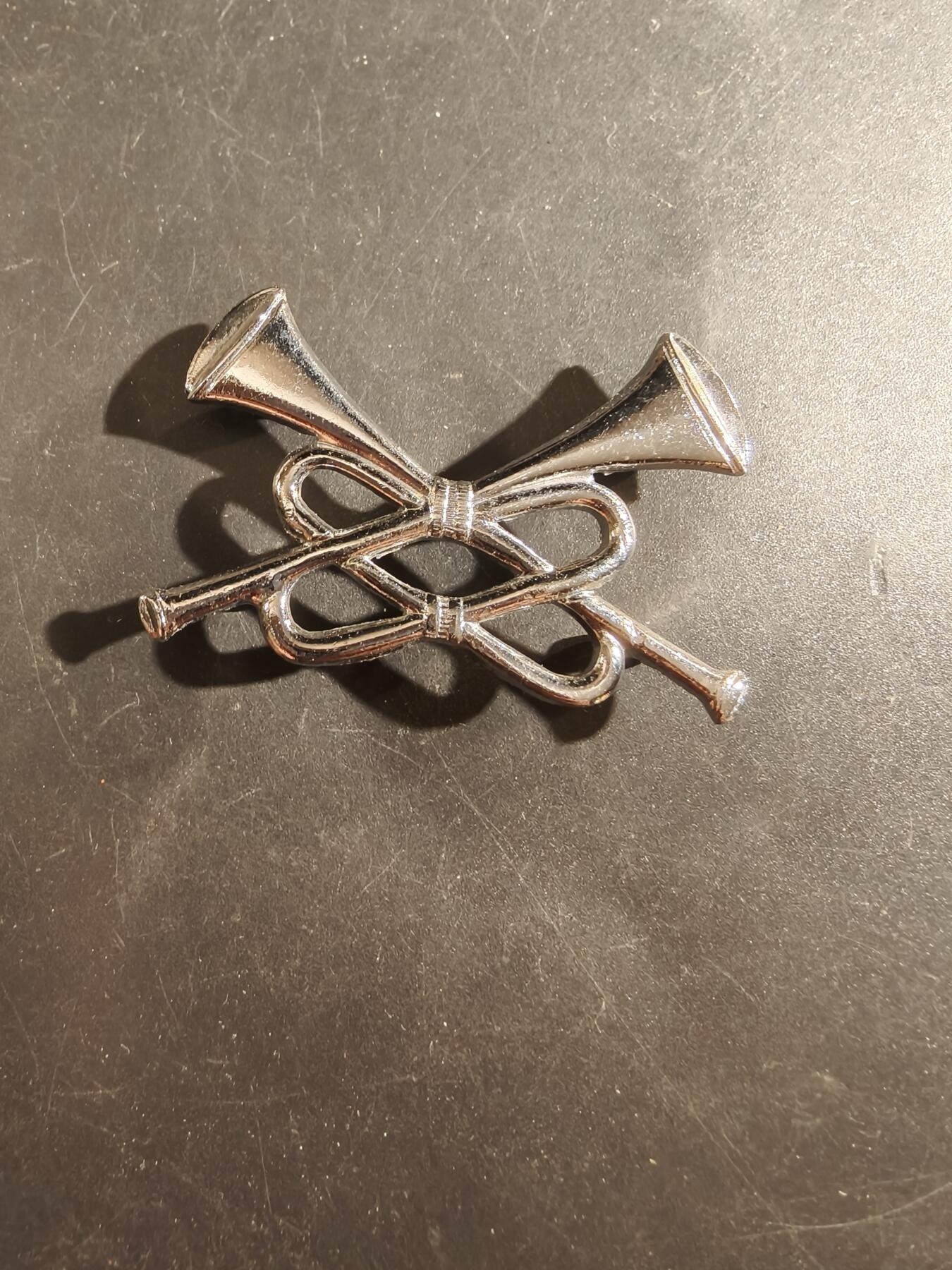 老王徽章第177期 英国军乐团号手领章    女王时期