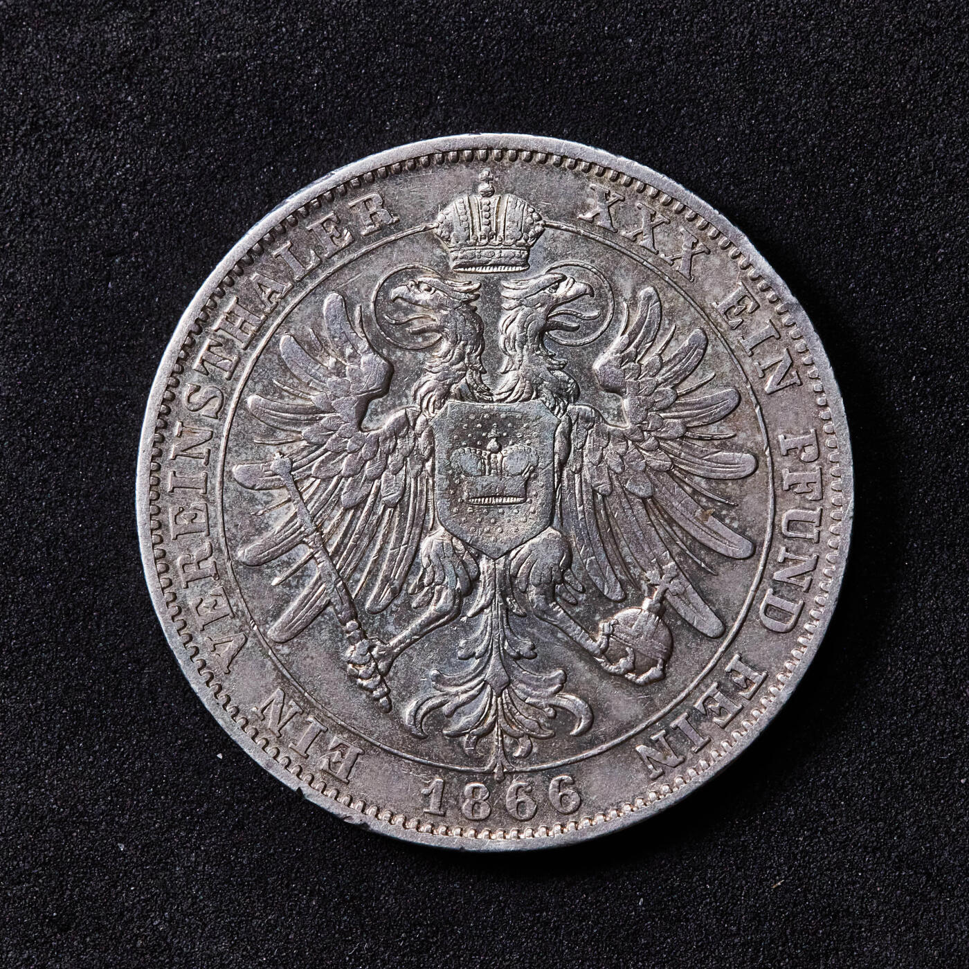 【俄甄集藏】“万象更新、马呈祥瑞”迎新春俄甄精品场-2026年(047)01-21 星期三 晚 19:30 全场包邮 德国施瓦茨堡-鲁多尔施塔特1866年弗里德里希·金特亲王A版联合1泰勒银币，原味状态，发行量27000枚，稀少品种