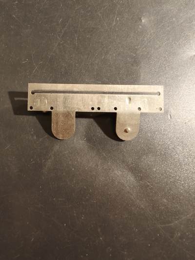 老王徽章第177期 - 英国2R联排挂板