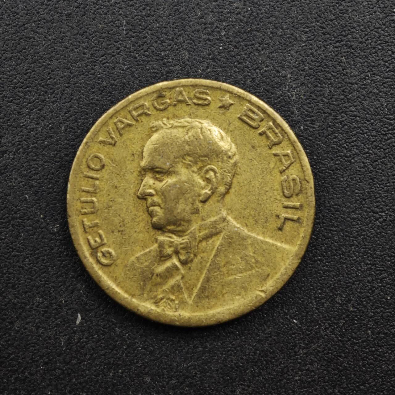 【淘币小摊】实时拍第八百四十九拍   散币银币场   满百包邮可预留二周 每周一统一发货   巴西1945年10分铜币