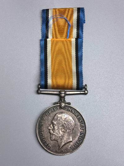 小驴勋章奖章收藏1月17日周六晚六点拍卖（珍爱和平，收藏战争，铭记历史，勿忘国耻，忠党爱国。有偿代拍，送拍规则在简介最后，参拍须阅读规则后再参拍，关系到运费包装发货时效真假辨别等关键信息，拍卖时不再发原图，看大图店主微信码在拍卖店铺介绍里） - 英国一战纪念章，银质带边铭，边显示授予兰开斯特燧发枪团士兵。