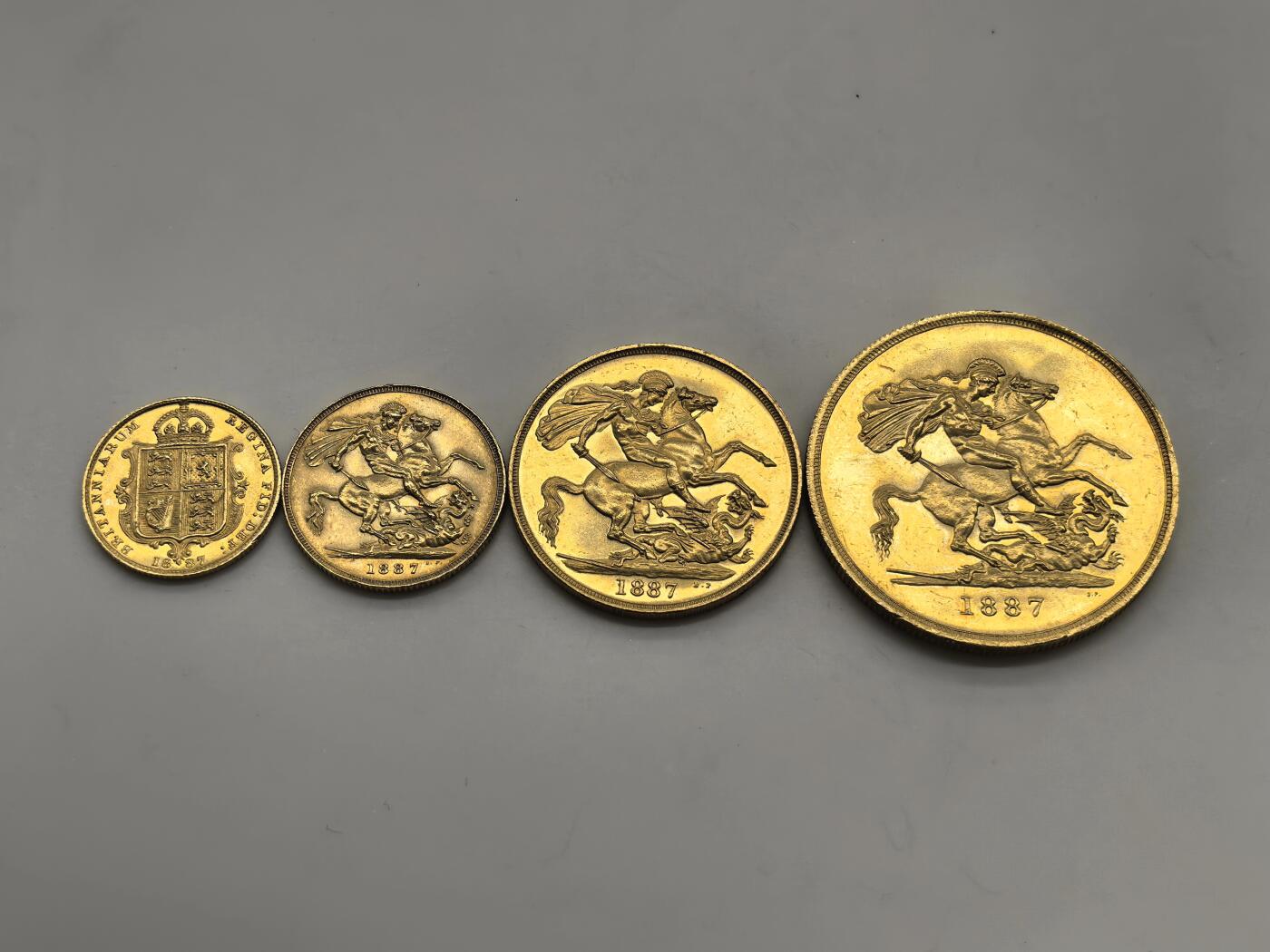 博洋堂世界钱币拍卖第157期（全场包邮） 英国1887年维多利亚4金7银原盒一套，值得珍藏