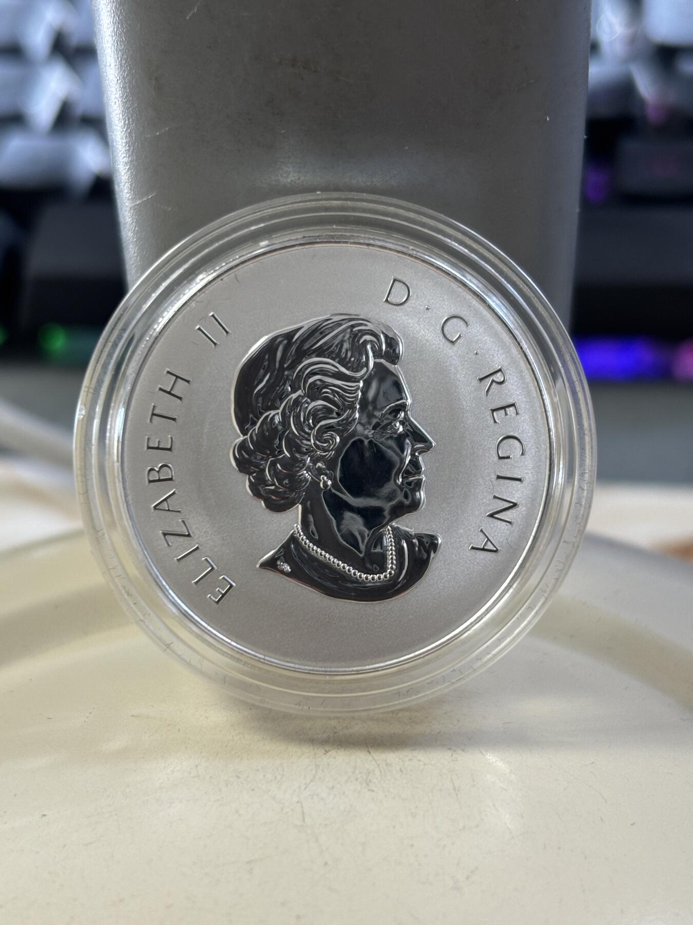 第188期拍卖 加拿大2021欢迎来到这个世界系列宝宝小脚丫银币半盎司，9999银，发行20000枚，盒子有压坏