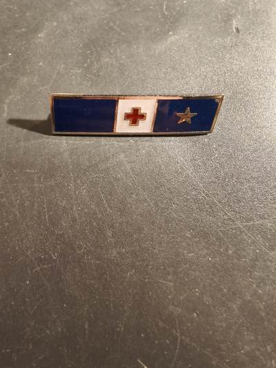 老王徽章第177期 - 美国红十字会证章     二战横针