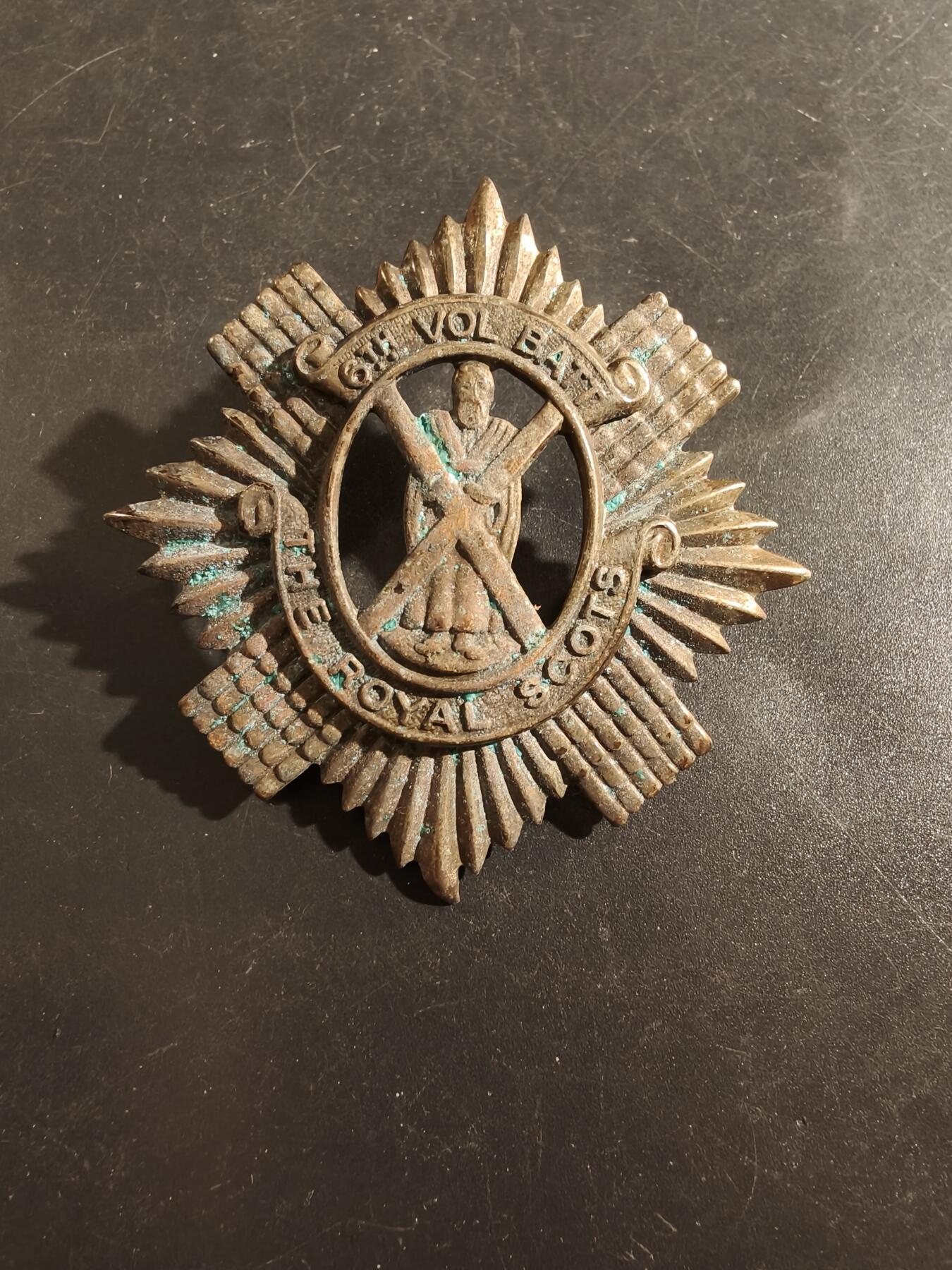 老王徽章第177期 英国皇家苏格兰步兵团帽徽    一战时期
