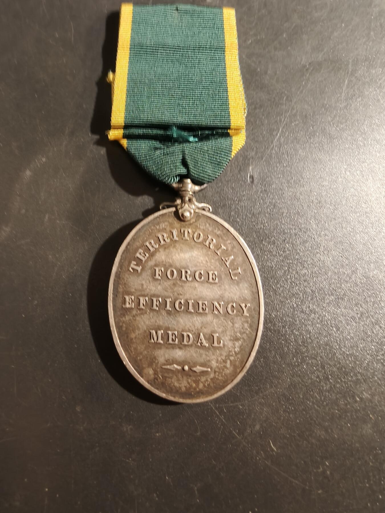 老王徽章第177期 英国效率奖章   乔治五世版   925银    33.8g    边铭模糊