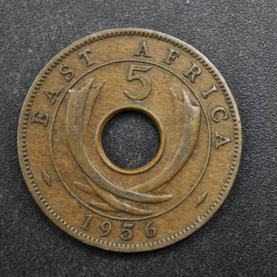 【淘币小摊】实时拍第八百四十九拍   散币银币场   满百包邮可预留二周 每周一统一发货   - 英属东非1956年伊丽莎白二世5分铜币