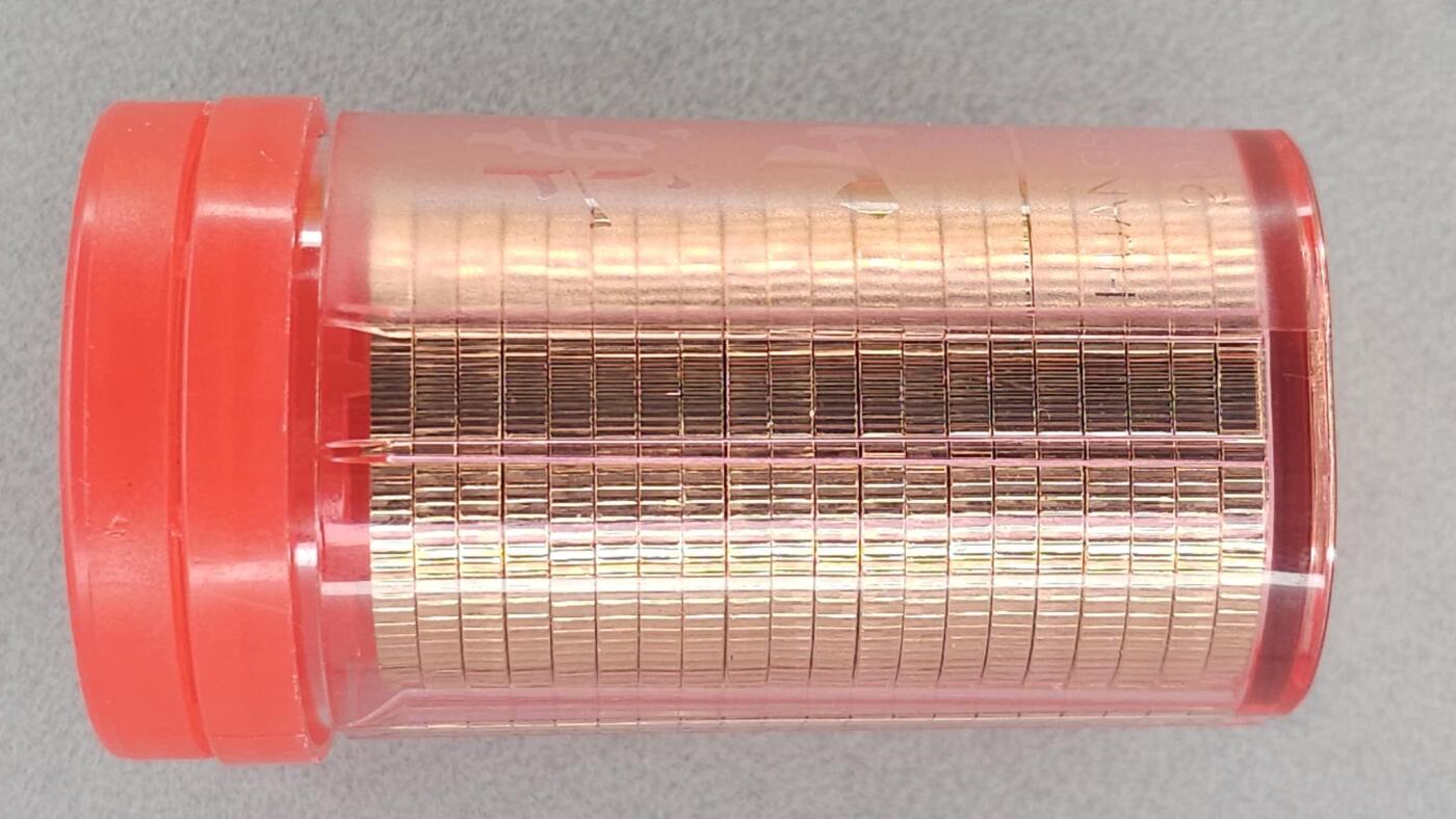 满200包邮！！龙虎卡牌-七二场（满200元包邮，无佣金，每周六结拍，欢迎送拍） 【流通纪念币】黄山普通纪念币1卷 (20枚 面额5元) 