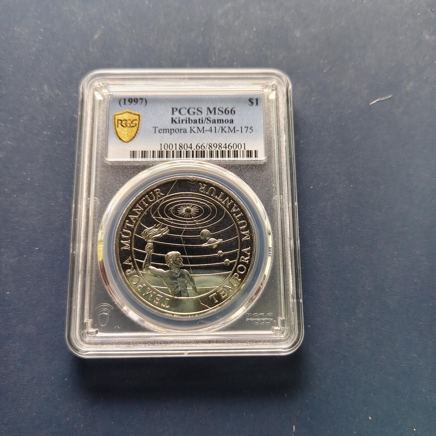 【全场包邮】纯粹捡漏拍495场-持续更新中 【收藏级·冠军分】基里巴斯/萨摩亚2000年1元+萨摩亚2000年1元千禧年精制纪念币2枚-日界线镶嵌版异形币-PCGS MS66