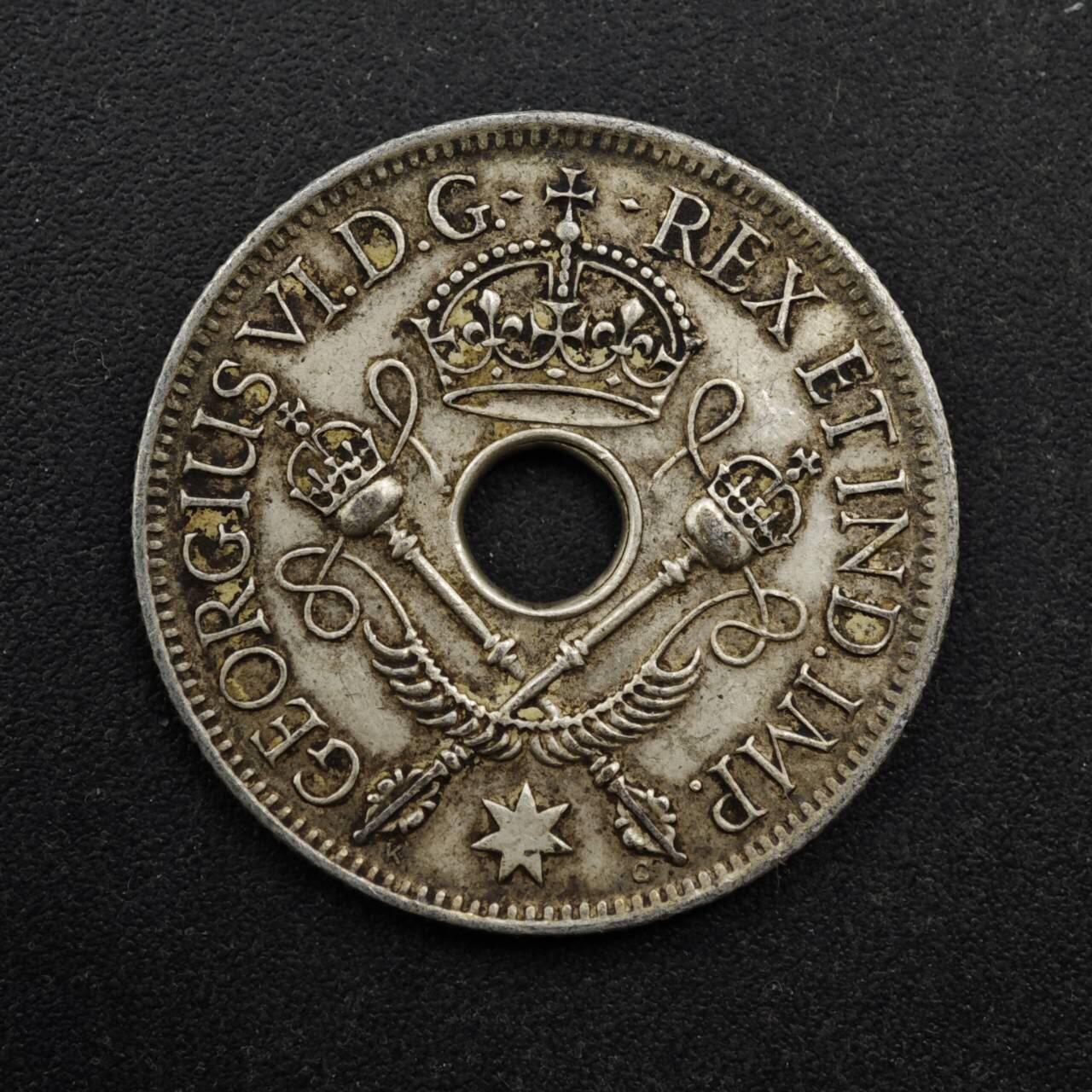 【淘币小摊】实时拍第八百四十九拍   散币银币场   满百包邮可预留二周 每周一统一发货   英属几内亚1945年1先令银币