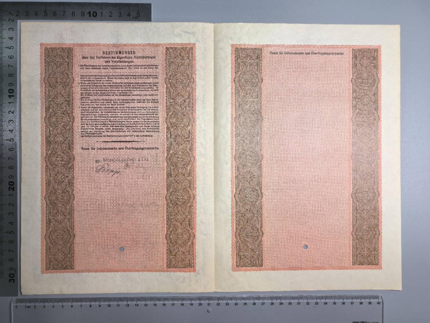 小驴勋章奖章收藏1月17日周六晚六点拍卖（珍爱和平，收藏战争，铭记历史，勿忘国耻，忠党爱国。有偿代拍，送拍规则在简介最后，参拍须阅读规则后再参拍，关系到运费包装发货时效真假辨别等关键信息，拍卖时不再发原图，看大图店主微信码在拍卖店铺介绍里）