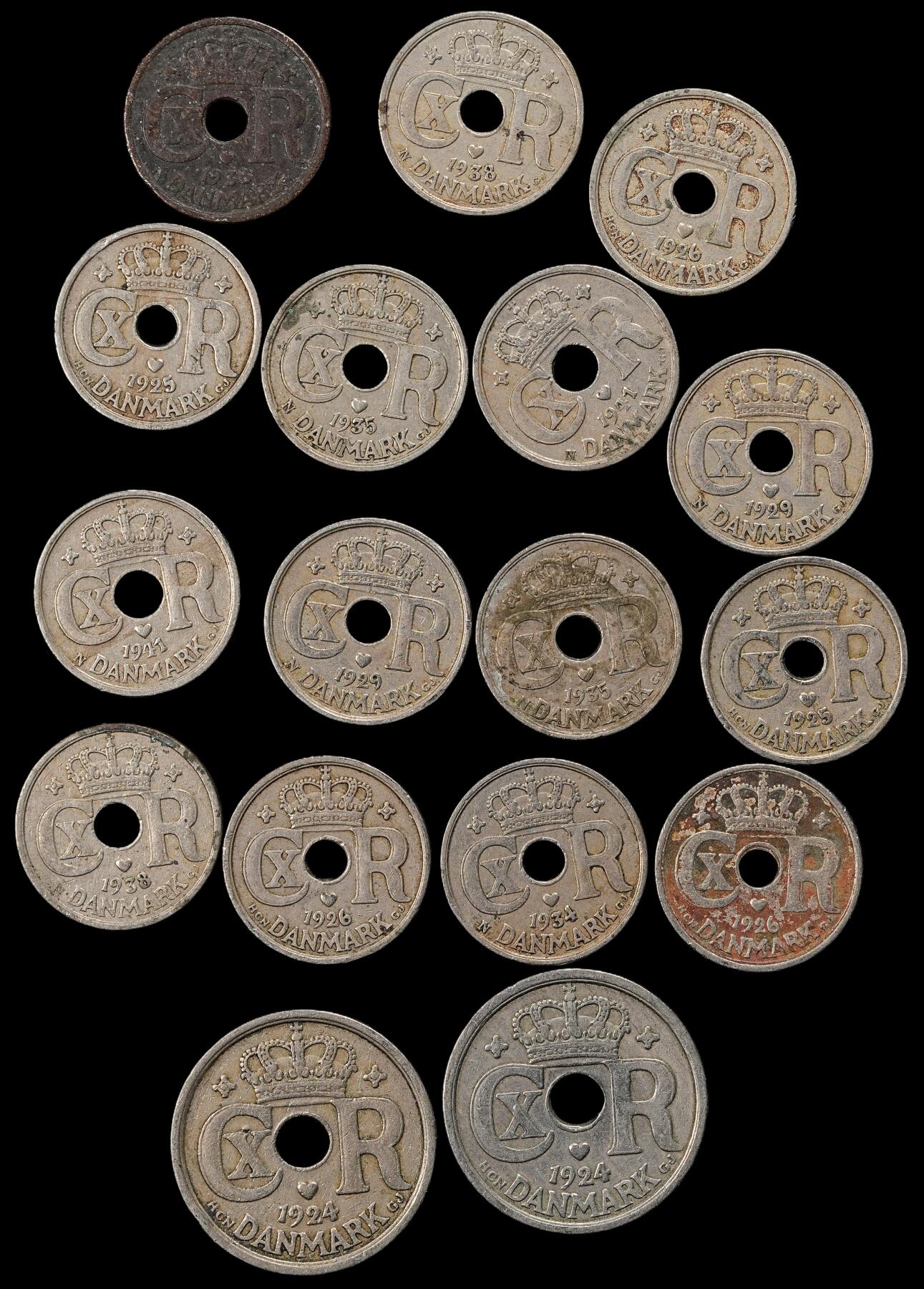 修遠堂世界钱币第101期 丹麦中孔10，25欧尔一组 铜镍合金