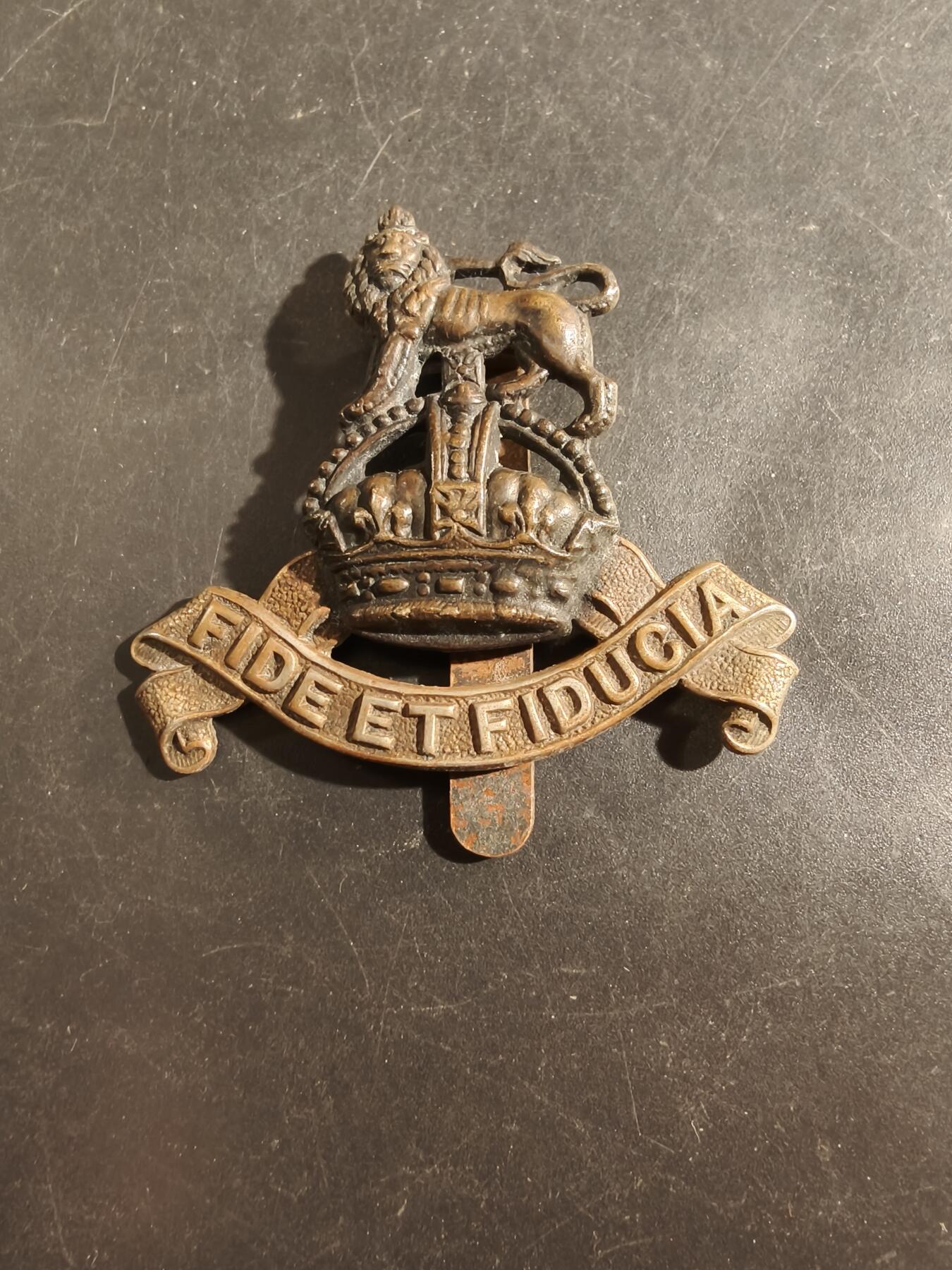 老王徽章第177期 英国皇家财务团帽徽    一战时期